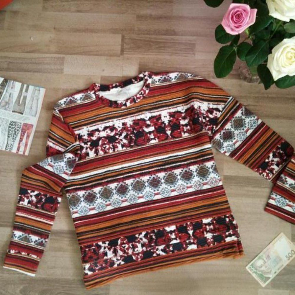 ZARA FLORAL AZTEC PRINTED SWEATSHIRT SWEATER